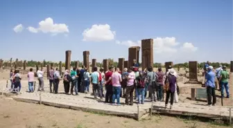 Genç Bilim Adamları Ahlat'ta