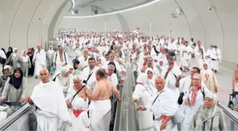 Bakanlıktan Hacı Adaylarına Özel Ekip