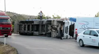 Samsun'da Trafik Kazası: 2 Yaralı