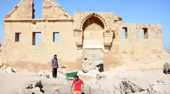 Harran'da Bin 400 Yıllık Hamam Kalıntıları Bulundu