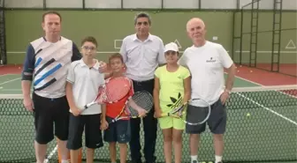 Yalova Tenis Kulübü'nden Büyük Başarı