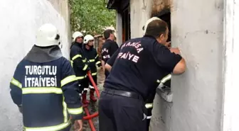 Boş Evde Çıkan Yangın Korkuttu