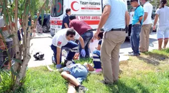 Kemer'de Trafik Kazası: 2 Yaralı