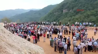 Fatsa'da Maden Sahasında Protesto Gösterisi