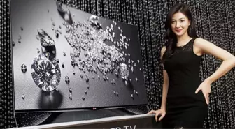 Lg'nin Swarovski Kaplı Televizyonu Pırıl Pırıl