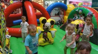 Mickey Fare'nin Kulüp Evi Espark'ta