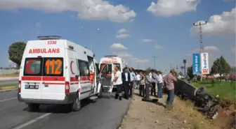 Gaziantep'te Otomobil Devrildi: 3 Yaralı