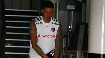 Jose Sosa: Beşiktaş'ta Uzun Yıllar Forma Giymek İstiyorum