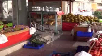 Manavdaki Hırsızlık Güvenlik Kamerasında