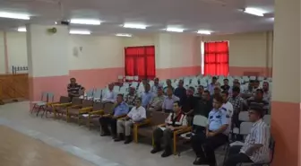 Şarkikaraağaç'ta Servis Şoförlerine Eğitim Semineri Verildi