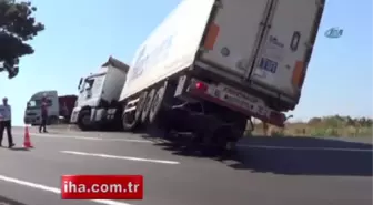 TIR Devrilmesin Diye Ayağını Frenden Çekmedi