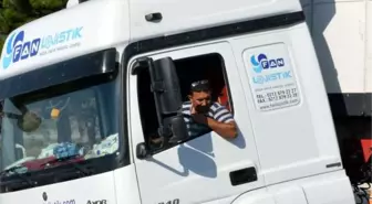 Tır Şoförünün Ayağı Frende 2 Saatlik Heyecanlı Bekleyişi