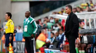 Carlos Queiroz İran'dan Ayrılmıyor