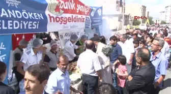 Ekmek Dağıtımı