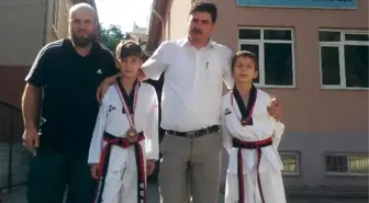 Taekwondo Türkiye Üçüncüsü Tekirdağ İmam Hatip Öğrencisi Oldu