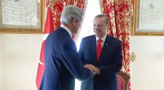 Cumhurbaşkanı Erdoğan, ABD Dışişleri Bakanı Kerry'i Kabul Etti