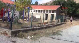 İnşaatı Bitmeyen Rum Ortaokuluna İzin Çıkmadı