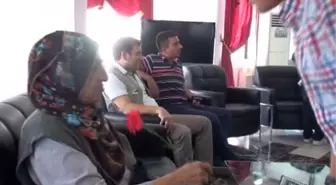 Elazığ'da, Yetim Çocuklardan Huzurevine Ziyaret