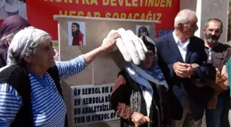 Yeşil'in Öldürdüğü İddia Edilen Ayten Öztürk'ün Anıt Mezarı Yaptırıldı