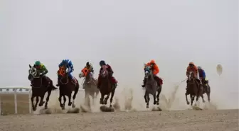 Konya'da 22. Mahalli At Yarışları Sona Erdi