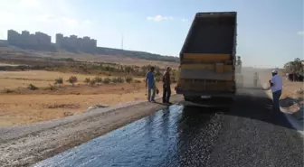 Belediye Yol Çalışmalarını Sürdürüyor