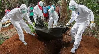 Ebola Virüsü Hızla Yayılıyor