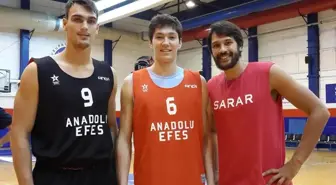 Anadolu Efes'te Cenk Akyol Ameliyat Olacak