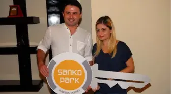 Sanko Park'ın Ev Talihlisi Tapusunu Aldı