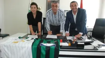 Akhisar Belediyespor'da Sponsorluk İmzaları Tamam