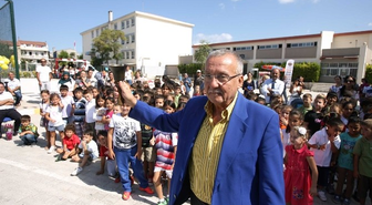 Çeşme'de İlköğretim Haftası Kutlamaları