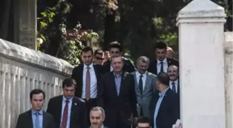 Cumhurbaşkanı Erdoğan'dan Kabir Ziyareti