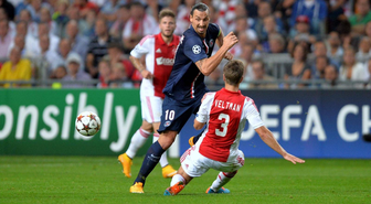 Kamyon Değil Zlatan Çarptı