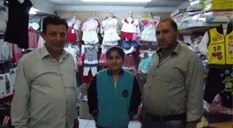 Veliler Okul Kıyafeti Telaşında