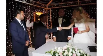 Osman Pamukoğlu İskenderun'da Nikah Şahitliği Yaptı