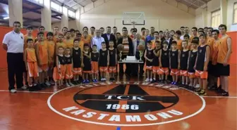 Yolspor, Sezon Açılışını Pasta Keserek Yaptı