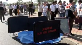 Alanya'da Motosiklet Devrildi: 2 Ölü, 1 Yaralı