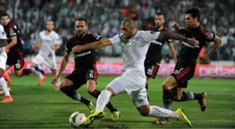 Bursaspor-Beşiktaş Maçında 2 Bin Emniyet Mensubu Görev Yaptı