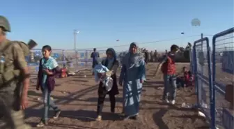 Mehmetçiğin Şefkat Eli'Ni Sığınmacılar da Hissetti - Şanlıurfa