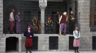 Mem U Zin Şengal İçin Oynanacak