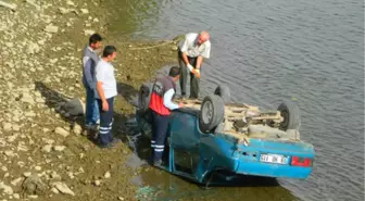 Osmancık'ta Otomobil Kızılırmak'a Uçtu