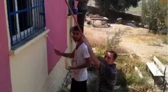 İmamoğlu'nda Köy Okullarını Boyama Projesi