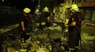 Efeler'de Park Halindeki Araç Alev Alev Yandı