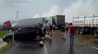 Adana'da 9 TIR ile 4 Otomobil Birbirine Girdi: 2 Ölü, 8 Yaralı