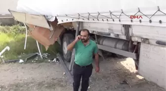 Adana'da Zincirleme Kaza 2 Ölü, 8 Yaralı