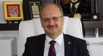 Akhan'dan İzmir'e İki Müjde