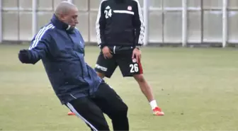 Roberto Carlos 'Cimbom'A Karşı Takımına Güveniyor