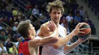 Fenerbahçe Ülker, CSKA Moskova'ya 98-75 Yenildi