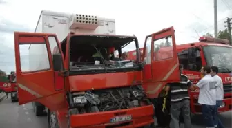 Sakarya'da Trafik Kazası: 2 Yaralı