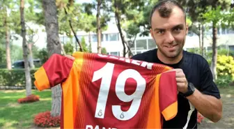 Napolili Taraftarlar, Goran Pandev'in Gönderilmesine Tepkili