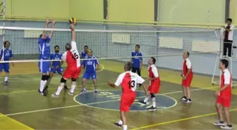 29 Ekim Voleybol Karşılaşmaları Nefesleri Kesiyor